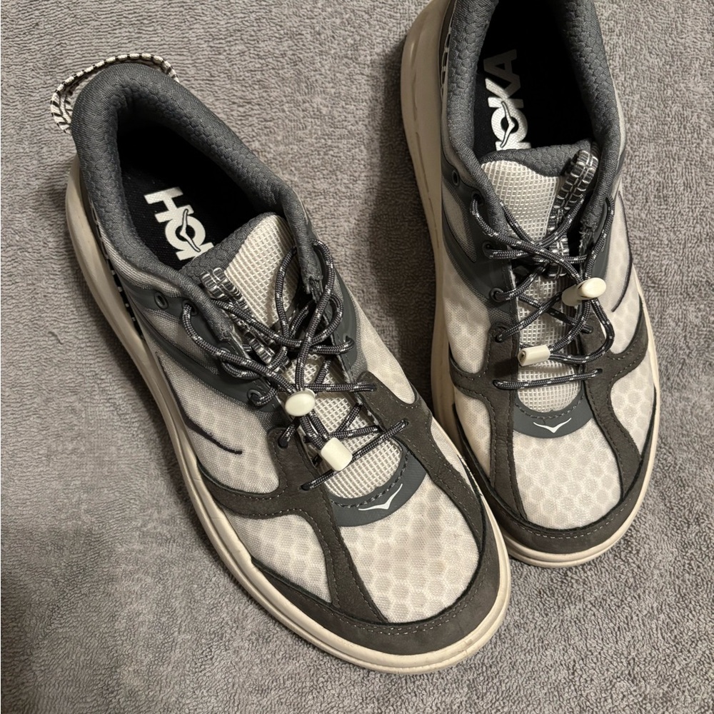 Hoka Bondi B3LS Gray and white Shoes